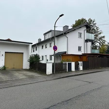 Zuhause! Mit Garten Forstinning