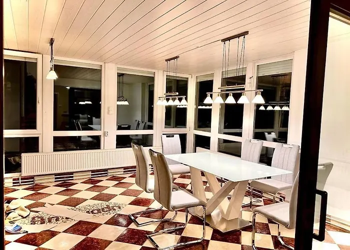 Zuhause! Mit Garten Lägenhet Forstinning